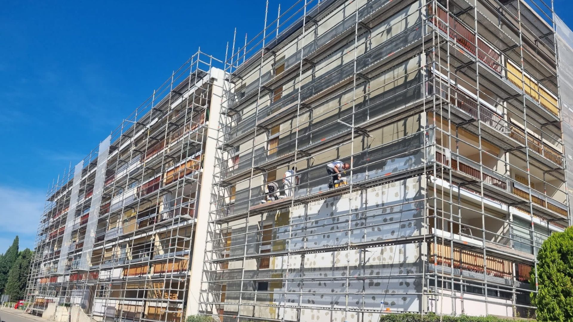 Agence M Com Marseille La Facade Provencale Marseille Ravalement Facade Isolation Travaux Immeuble Haussman 2